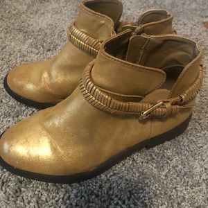 Gold sparkle bootie with buckle detail